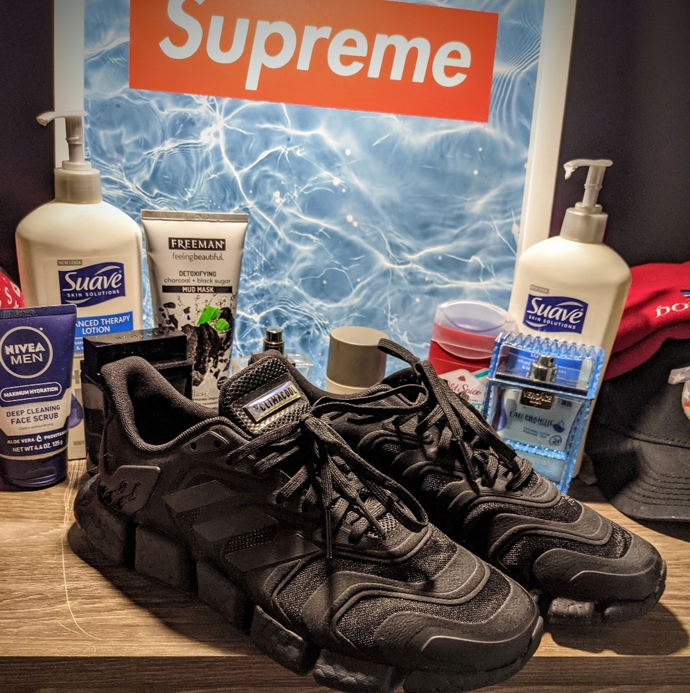 Adidas - Picture 2 of 2